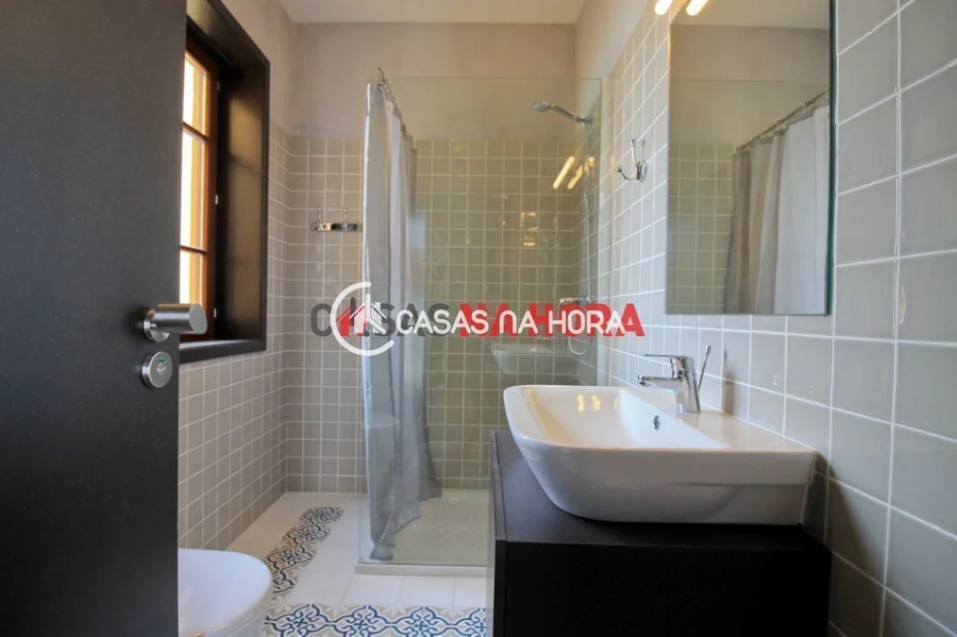 Quarto para Arrendamento em Paranhos Foto 4
