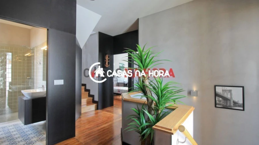 Quarto para Arrendamento em Paranhos