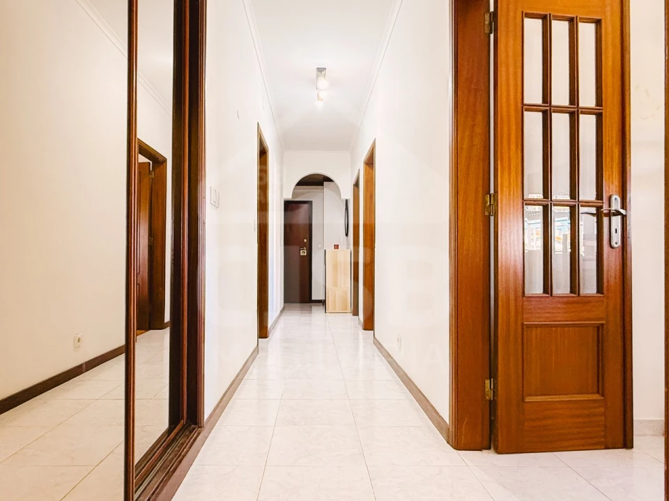 Apartamento T2 para Venda em Samora Correia Foto 5