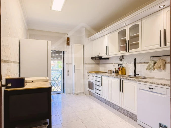 Apartamento T2 para Venda em Samora Correia Foto 6
