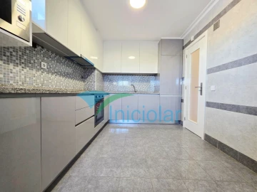 Apartamento T2 para Venda em Rio Tinto
