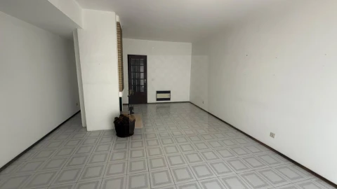 Apartamento T3 para Venda em Nossa Senhora do Pópulo, Coto e São Gregório