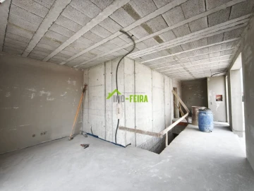 Apartamento T3 para Venda em Santa Maria da Feira, Travanca, Sanfins e Espargo