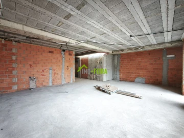 Apartamento T3 para Venda em Santa Maria da Feira, Travanca, Sanfins e Espargo