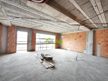 Apartamento T3 para Venda em Santa Maria da Feira, Travanca, Sanfins e Espargo