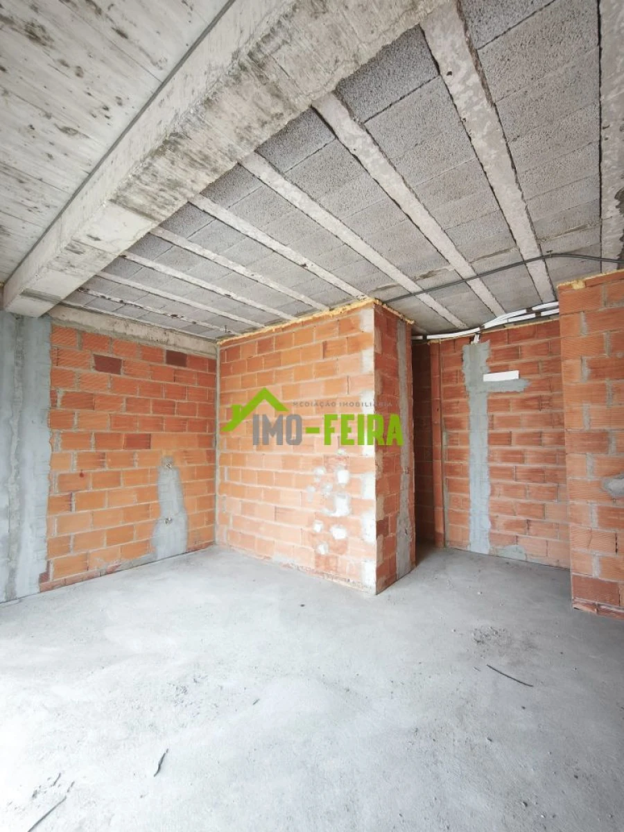 Apartamento T3 para Venda em Santa Maria da Feira, Travanca, Sanfins e Espargo Foto 25