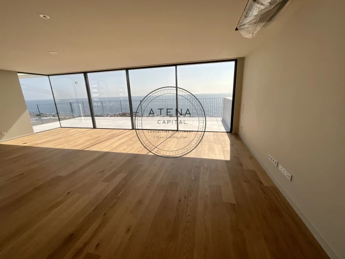 Apartamento T4 para Venda em Canidelo Foto 3