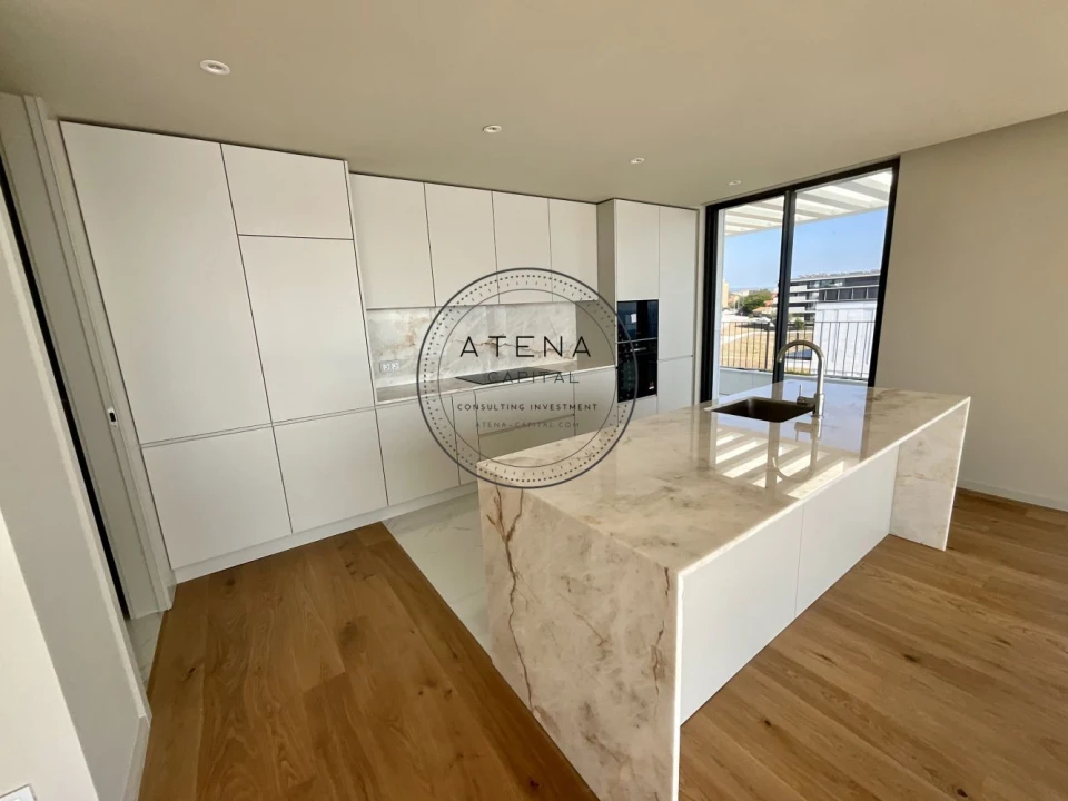 Apartamento T4 para Venda em Canidelo Foto 9