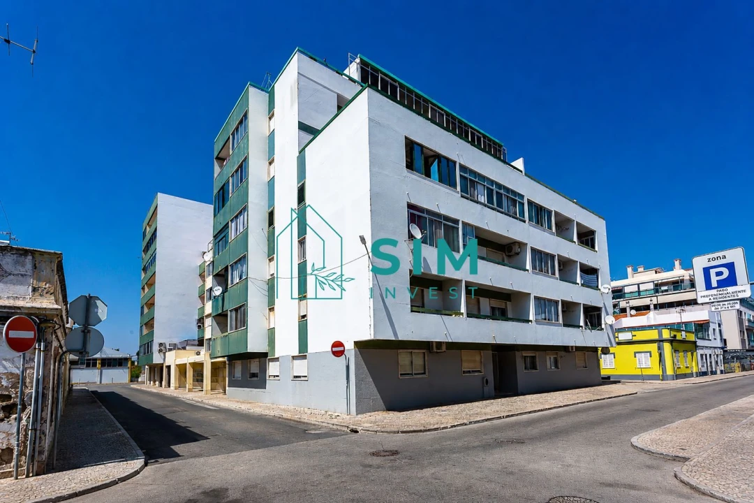 Apartamento T3 para Venda em Vila Real de Santo Antonio Foto 1