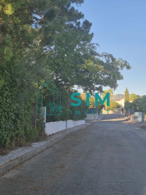 Terreno para Venda em Sesimbra (Castelo)