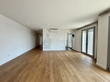 Apartamento T2 para Arrendamento em Setubal (São Sebastião)