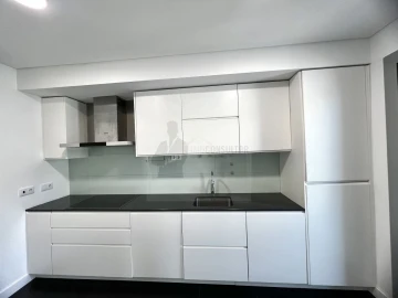 Apartamento T2 para Arrendamento em Setubal (São Sebastião)