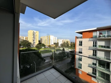 Apartamento T2 para Arrendamento em Setubal (São Sebastião)