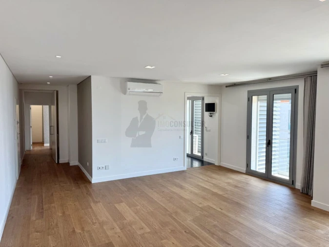 Apartamento T2 para Arrendamento em Setubal (São Sebastião) Foto 3