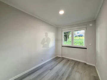 Apartamento T2 para Venda em Benfica