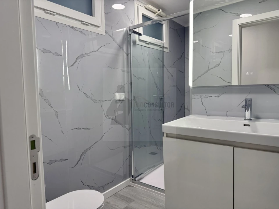 Apartamento T2 para Venda em Oeiras e São Julião da Barra, Paço de Arcos e Caxias Foto 7