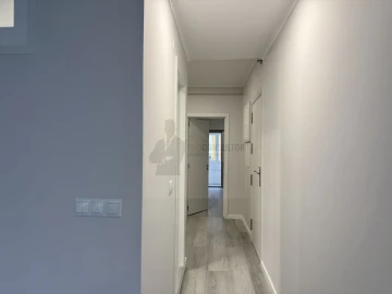 Apartamento T2 para Venda em Oeiras e São Julião da Barra, Paço de Arcos e Caxias