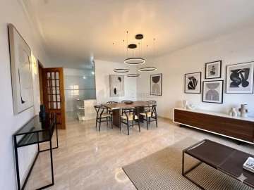 Apartamento T2 para Venda em Algueirão-Mem Martins