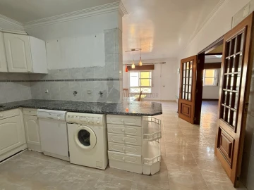 Apartamento T2 para Venda em Algueirão-Mem Martins