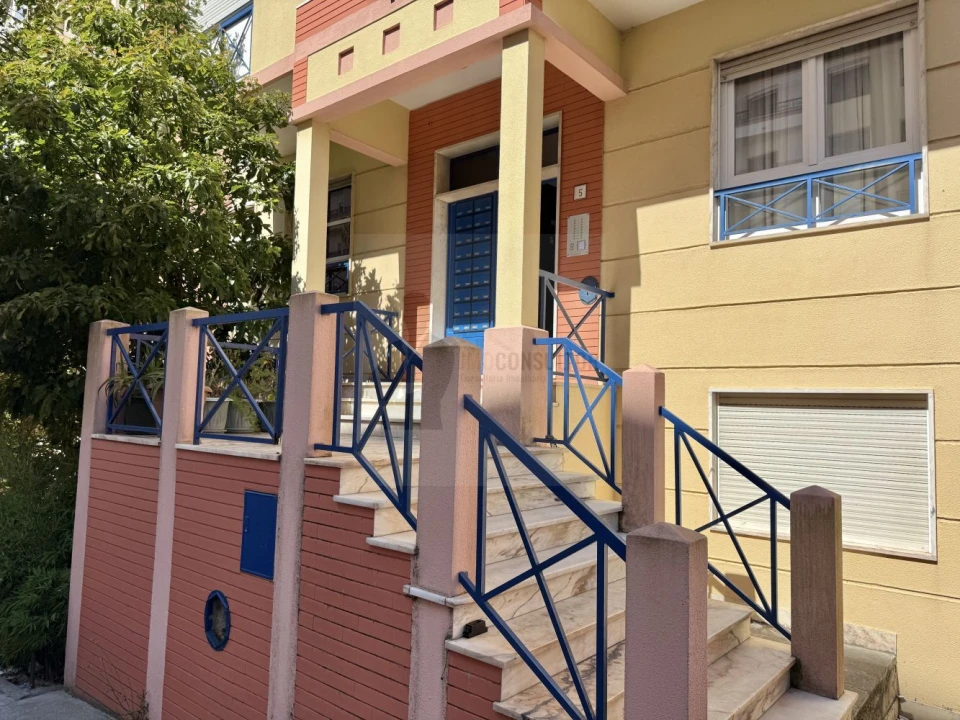 Apartamento T2 para Venda em Algueirão-Mem Martins Foto 28