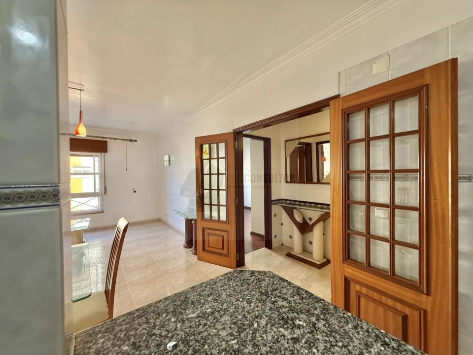 Apartamento T2 para Venda em Algueirão-Mem Martins Foto 9