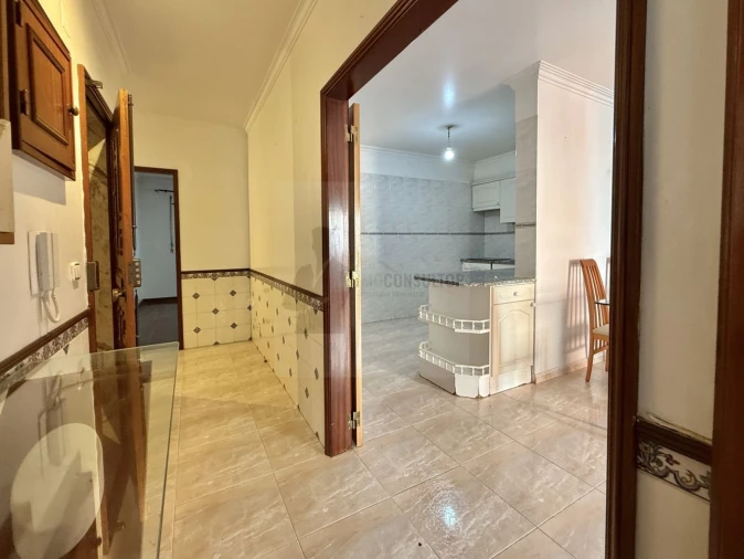 Apartamento T2 para Venda em Algueirão-Mem Martins Foto 10