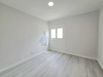 Apartamento T3 para Venda em Laranjeiro e Feijó
