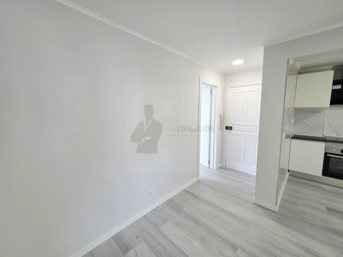 Apartamento T3 para Venda em Laranjeiro e Feijó Foto 15