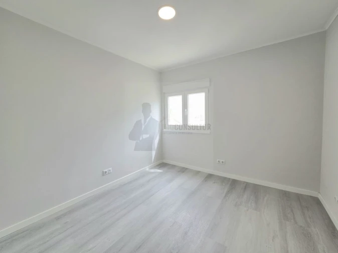 Apartamento T3 para Venda em Laranjeiro e Feijó Foto 14