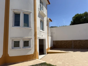 Moradia T4 para Venda em Ericeira