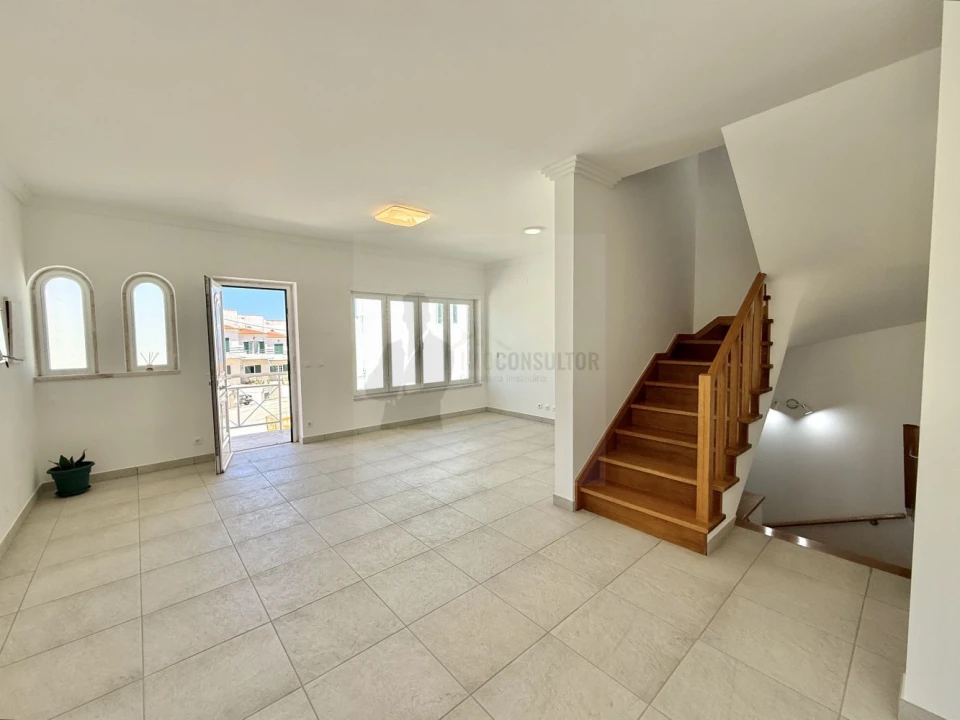 Moradia T4 para Venda em Ericeira Foto 14
