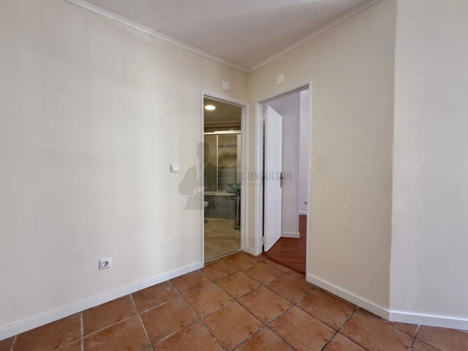 Apartamento T3 para Venda em Algueirão-Mem Martins Foto 7