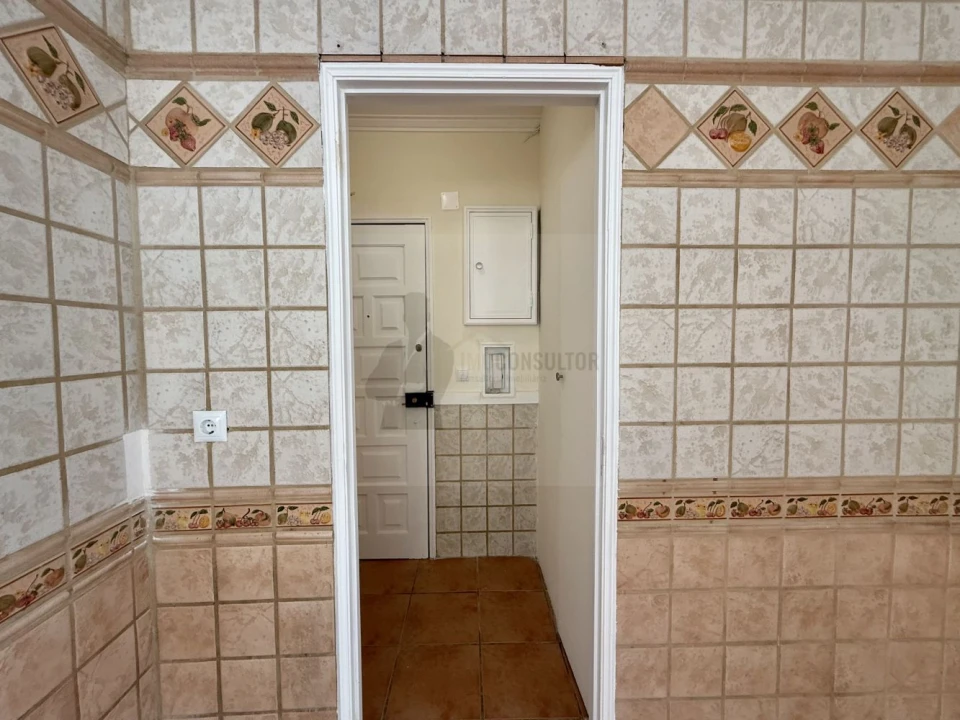Apartamento T3 para Venda em Algueirão-Mem Martins Foto 12