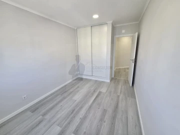 Apartamento T4 para Venda em Amora