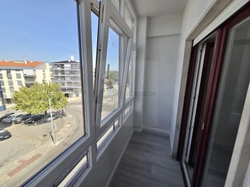 Apartamento T4 para Venda em Amora