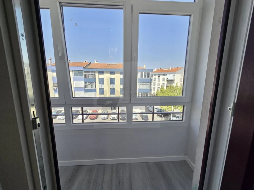Apartamento T4 para Venda em Amora Foto 26