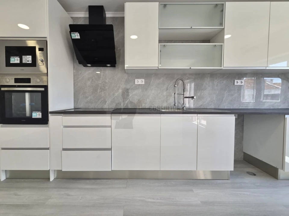 Apartamento T4 para Venda em Amora Foto 34