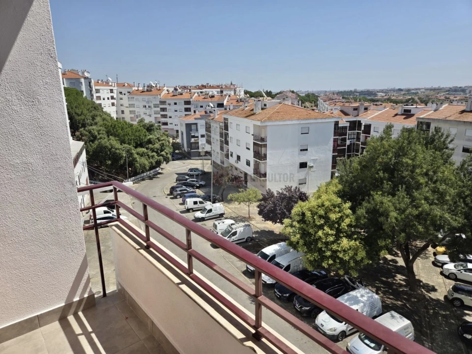 Apartamento T4 para Venda em Amora Foto 8