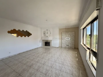 Apartamento T2 para Venda em Queluz e Belas