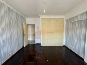 Apartamento T2 para Venda em Queluz e Belas
