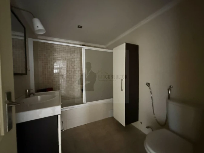 Apartamento T2 para Venda em Queluz e Belas Foto 18