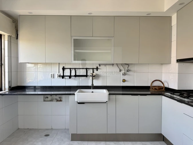 Apartamento T2 para Venda em Queluz e Belas Foto 25