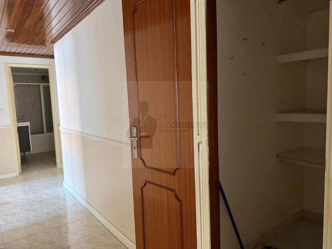 Apartamento T2 para Venda em Queluz e Belas Foto 11