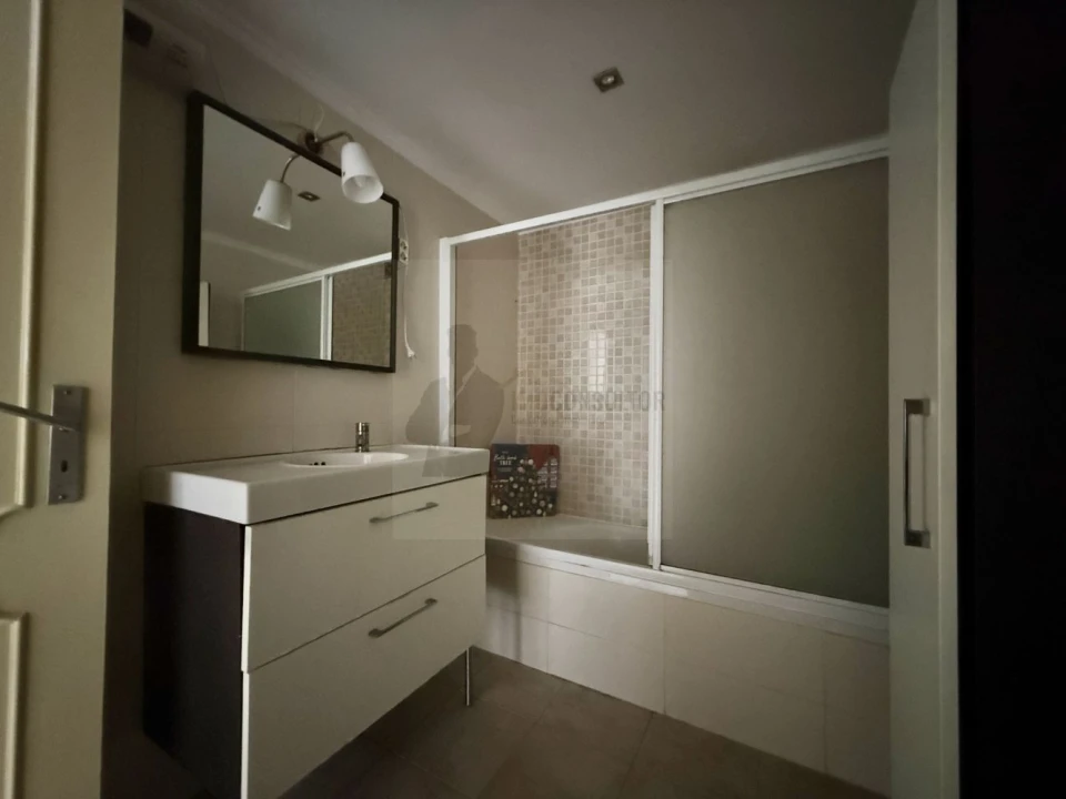 Apartamento T2 para Venda em Queluz e Belas Foto 19