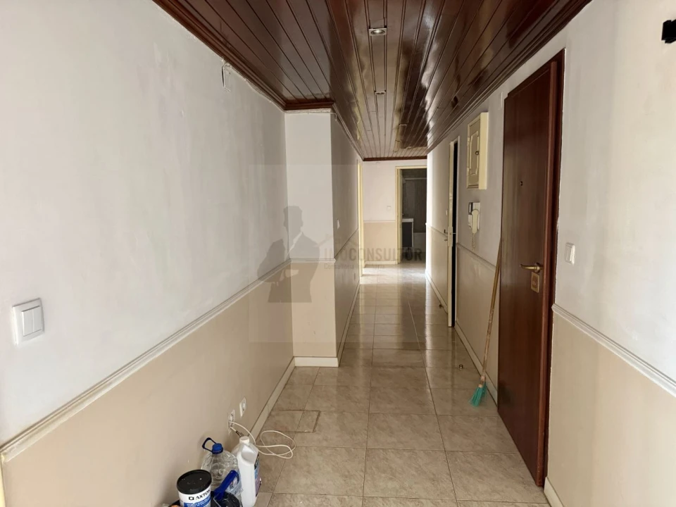 Apartamento T2 para Venda em Queluz e Belas Foto 10