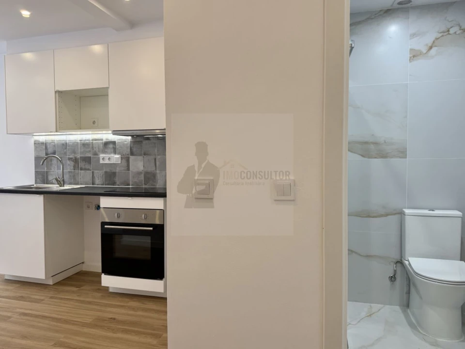Apartamento T2 para Venda em Odivelas Foto 4