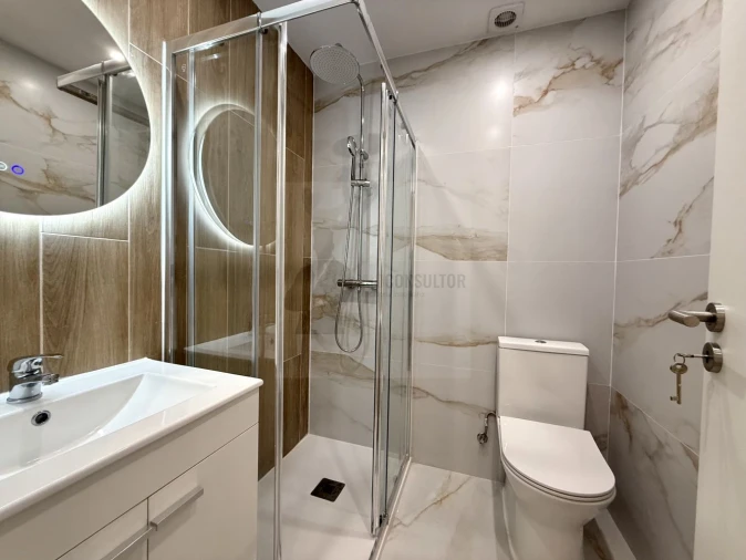 Apartamento T2 para Venda em Odivelas Foto 9
