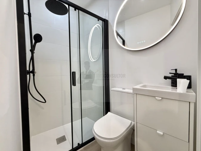 Apartamento T1 para Venda em Agualva e Mira-Sintra Foto 18
