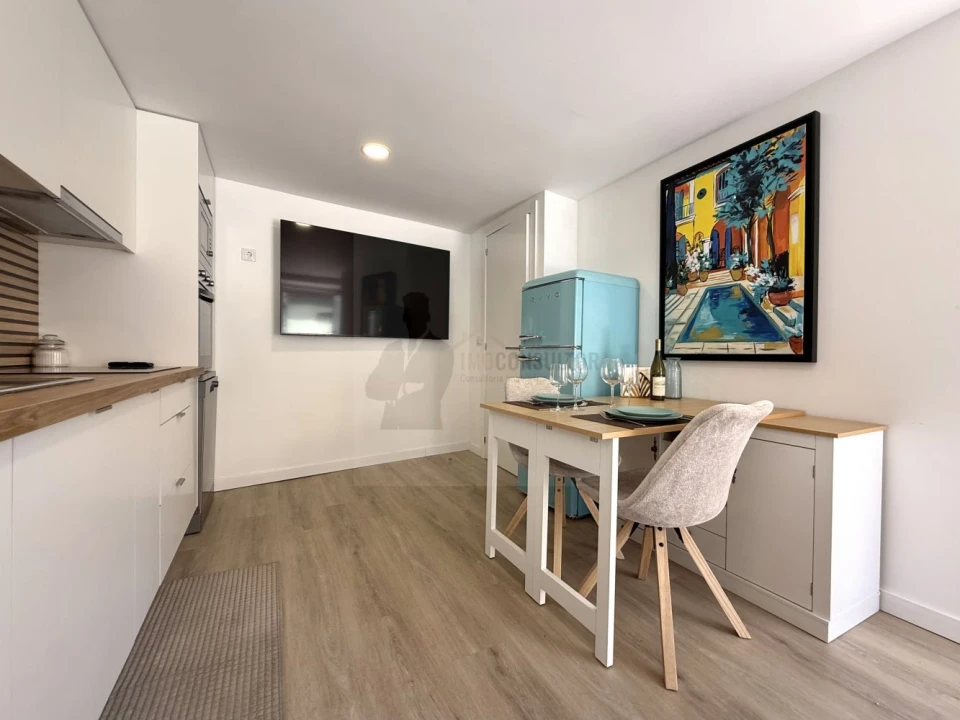 Apartamento T1 para Venda em Agualva e Mira-Sintra Foto 32