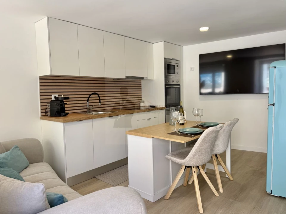 Apartamento T1 para Venda em Agualva e Mira-Sintra Foto 4